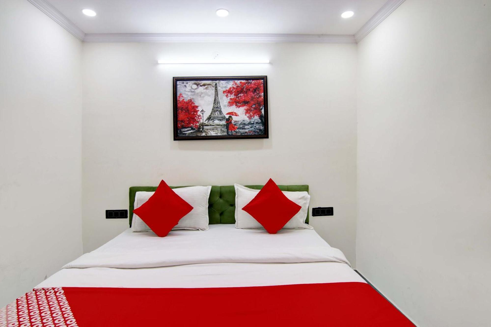 O Dhankush Hotel